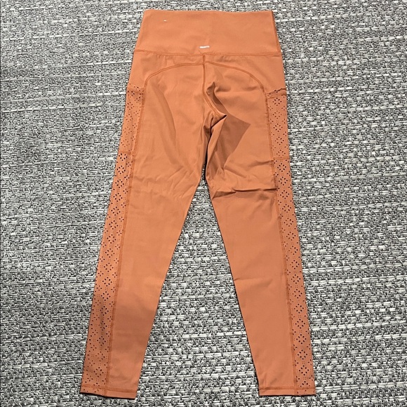 Aerie | Burnt Orange Leggings With Pockets - Picture 5 of 13